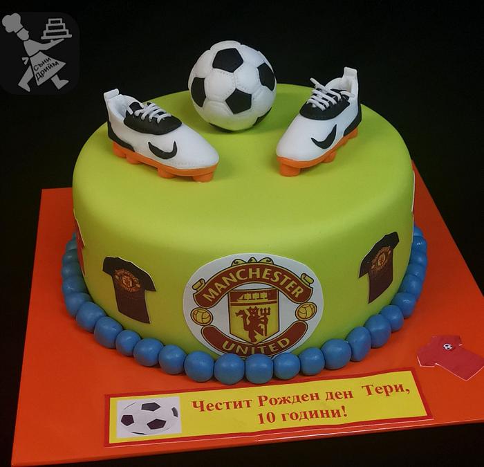 Football cake 
