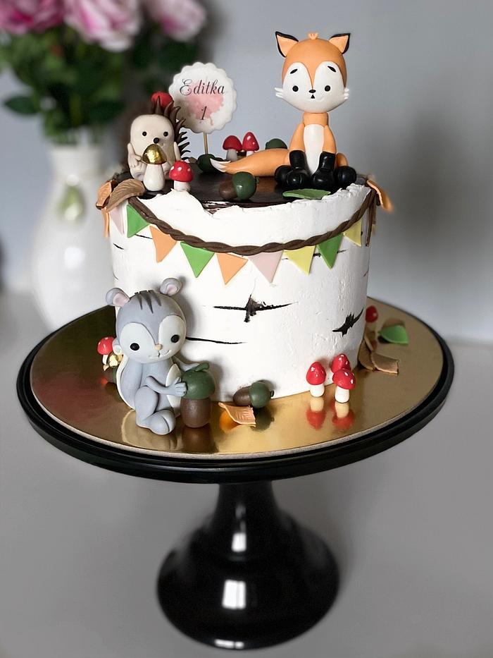 Forest friends cake