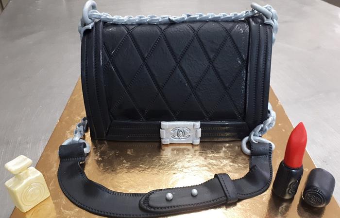 Chanel bag cake