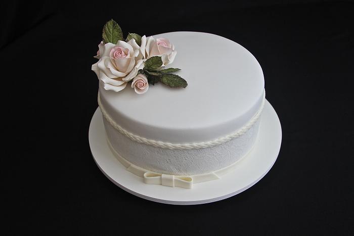 Romantic Mini Wedding Cake