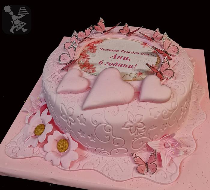 Cake with hearts 