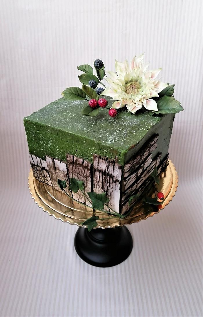 Cake with dahlia 💚❤️💙