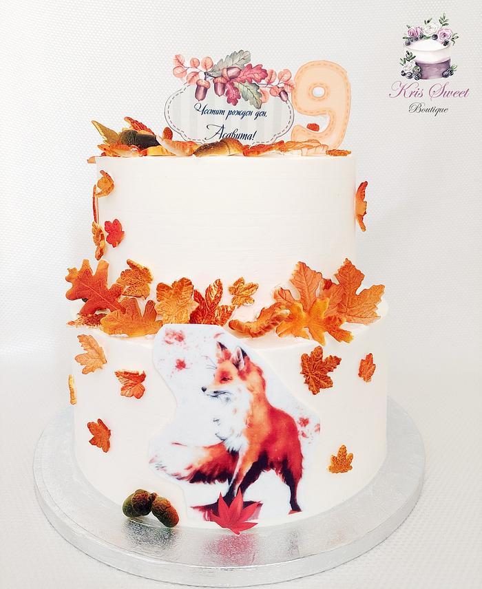 Fox on cake