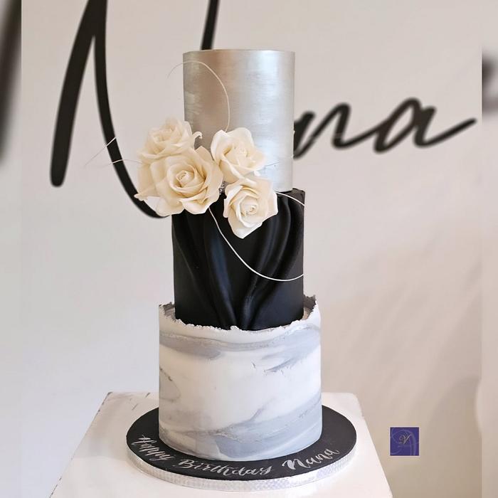 A Black and White Theme Cake