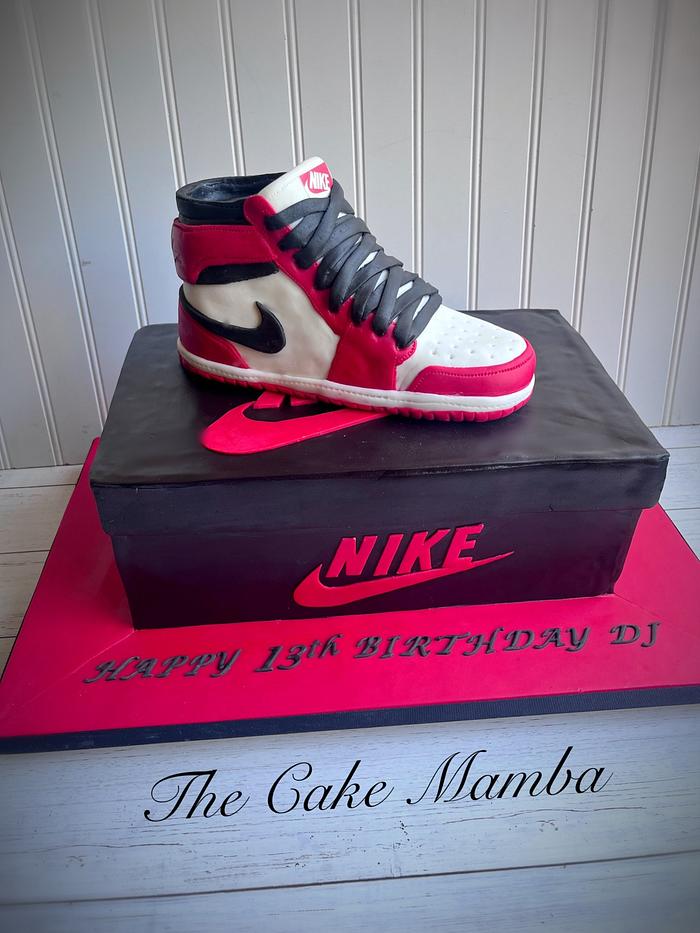 Nike shoe cake