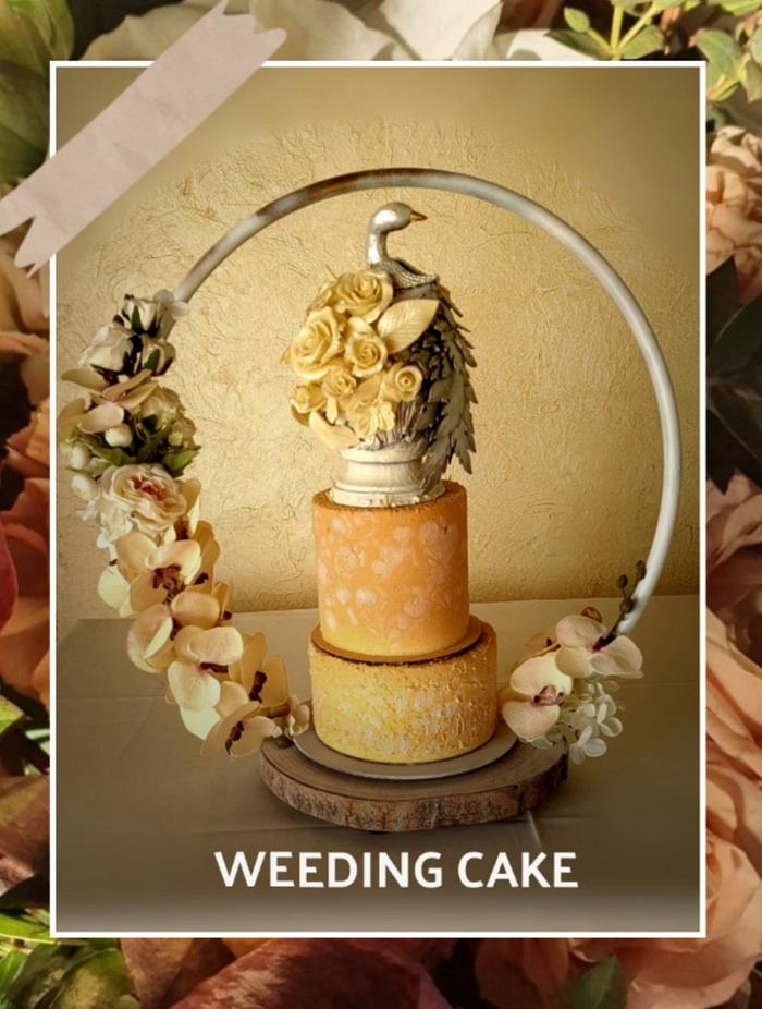 WEEDDING CAKE WITH PURE CHOCOLATE SCULPTURE THE BIRDS OF HAPPINESS