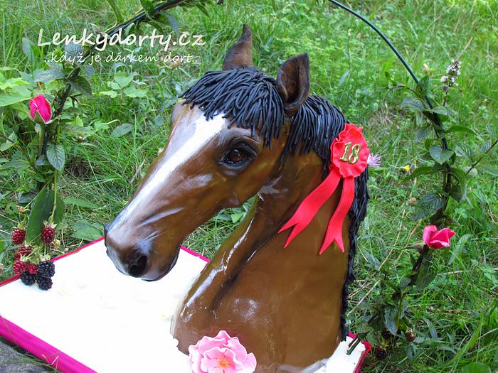 Horse head cake - palm oil free