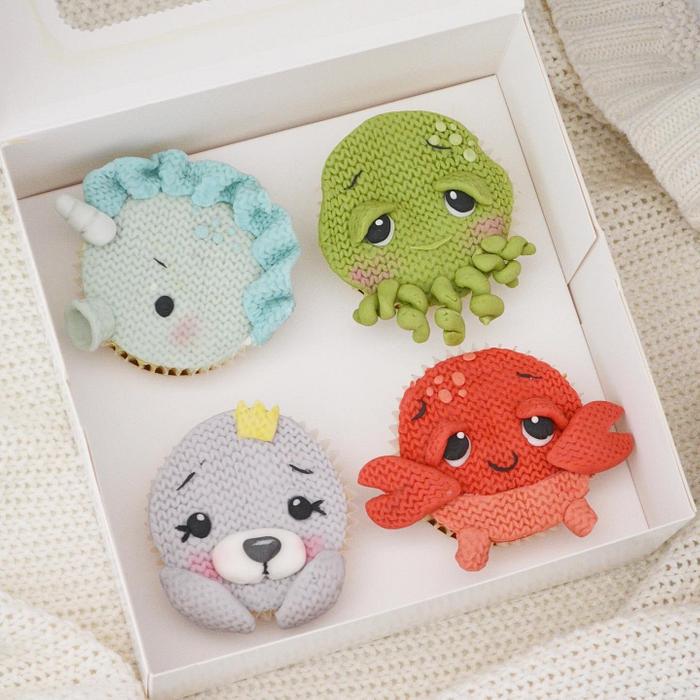 Knitted Sea Creatures cupcakes 