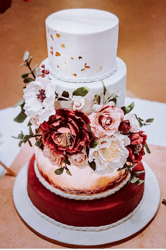 Burgundy and rose gold wedding cake