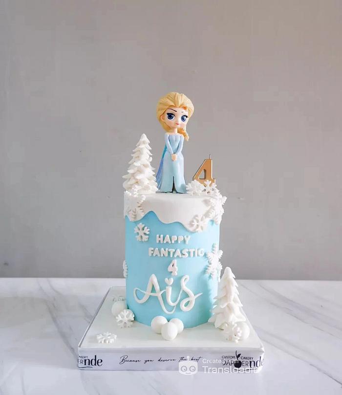 Frozen Themed Birthday Cake, Small but Elegant