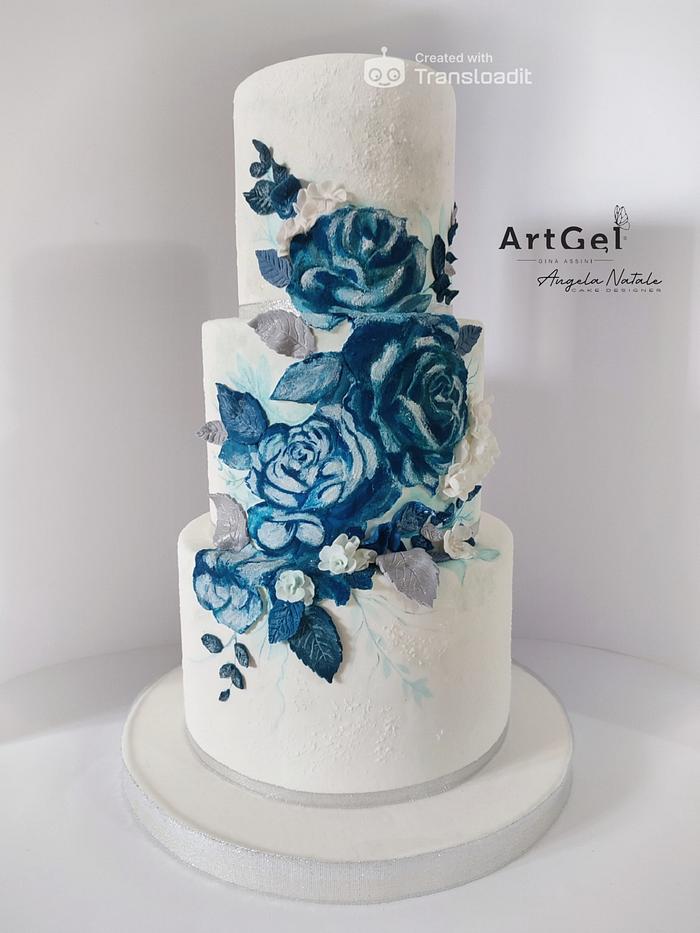 Torta con rose blu