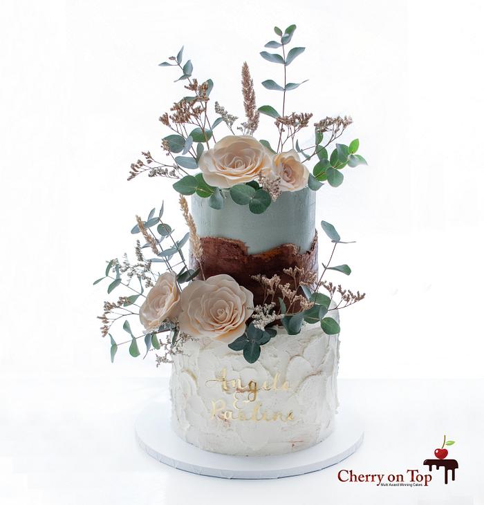  A Beautiful Wedding Cake - Where delicious art met nature 