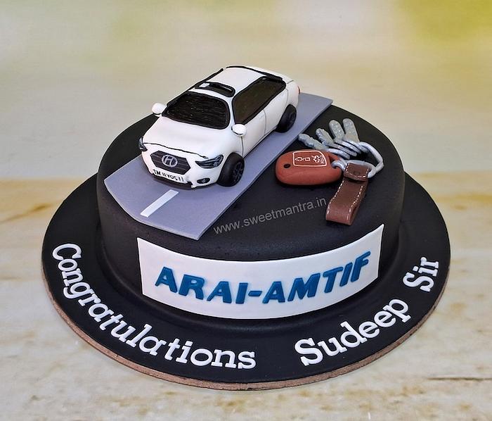 Cake for employee completing 1 year in company