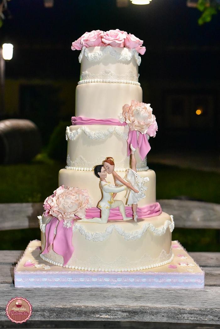 Wedding cake for a ballet couple