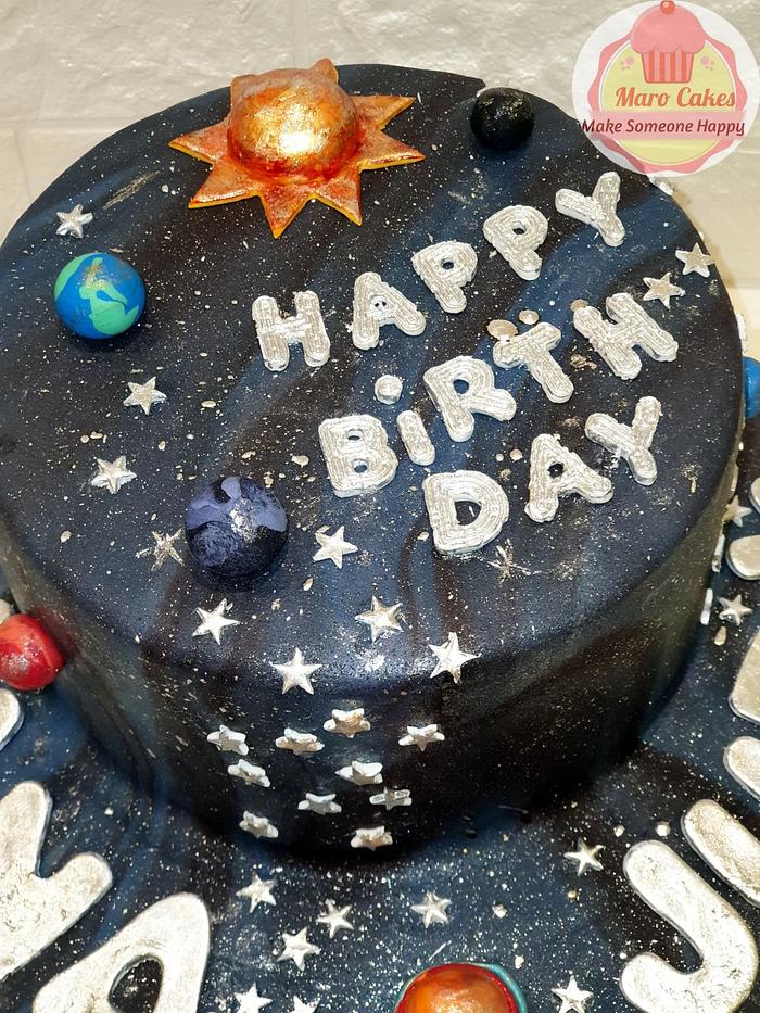 Galaxy and planets cake