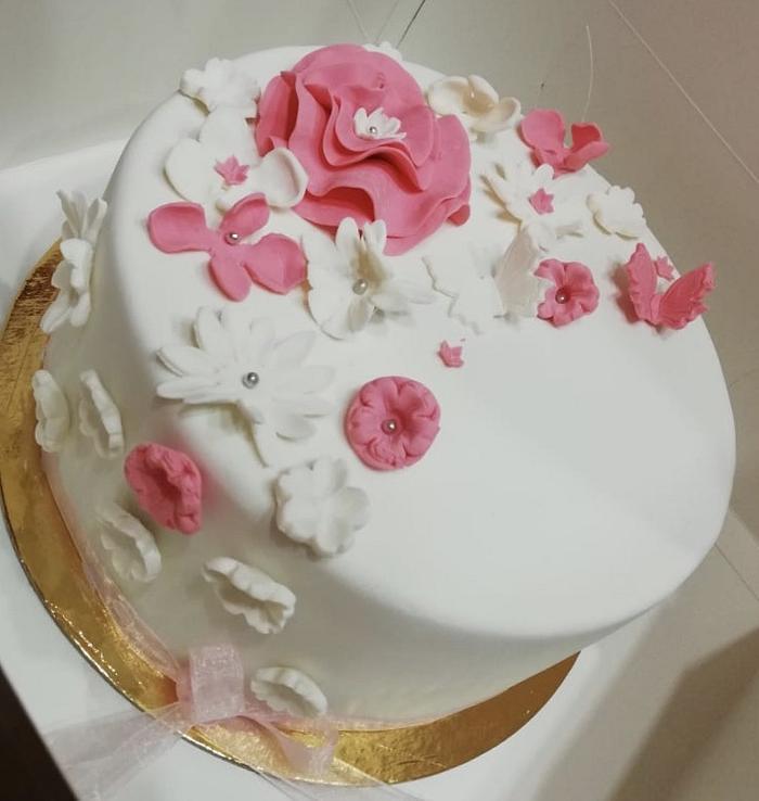 Girl birthday cake 