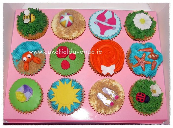 SUMMER THEMED CUPCAKES