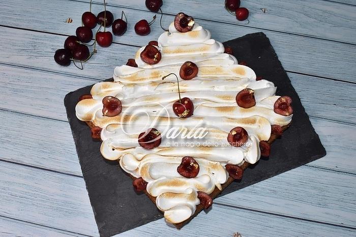 Cherry white modern tarte