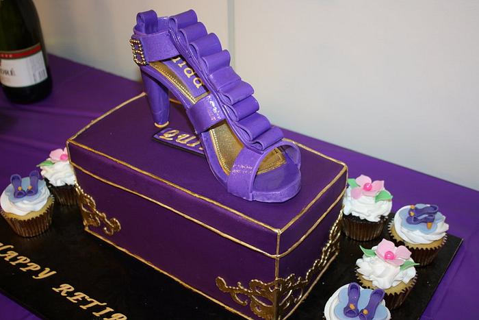 shoe and box cake 