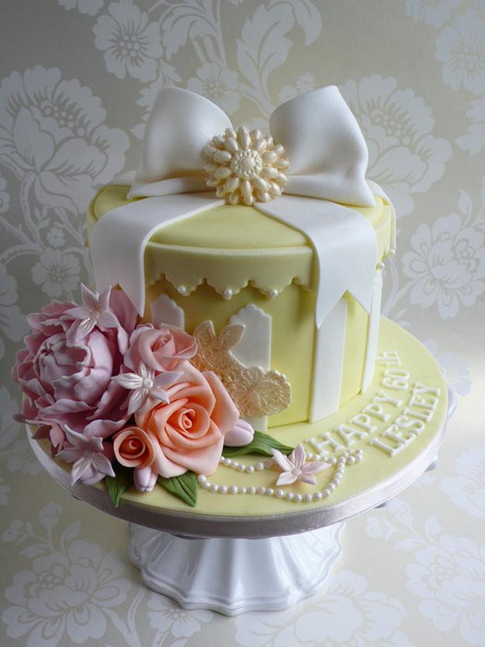 Hat Box cake with peony and roses