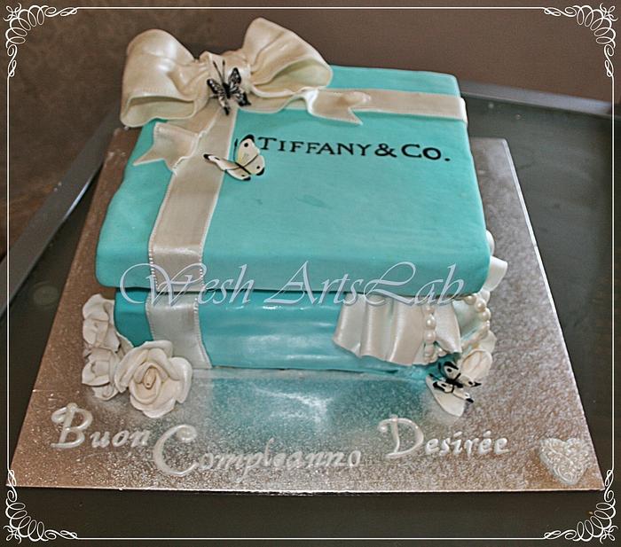 tiffany cake box 