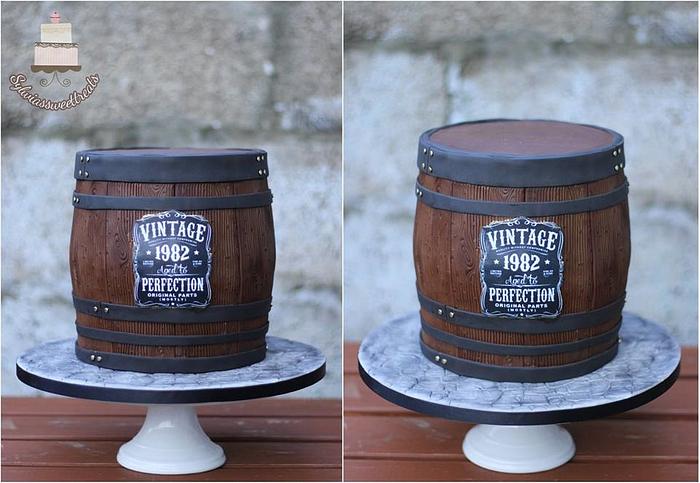 Whiskey barrel cake 