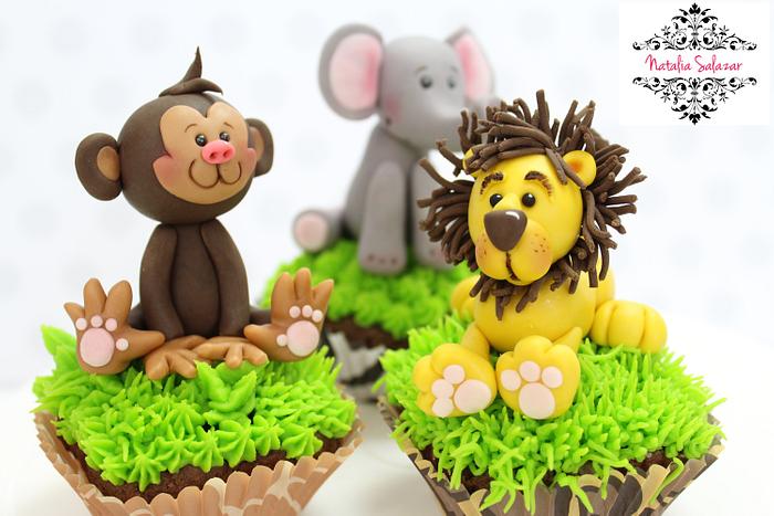 Jungle cupcakes