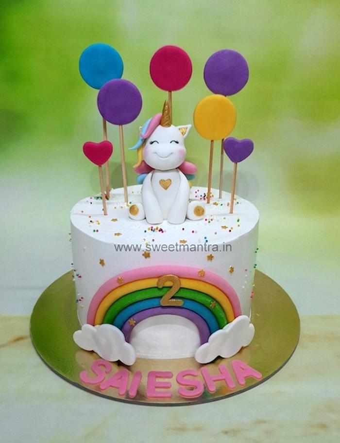 Semi fondant unicorn cake