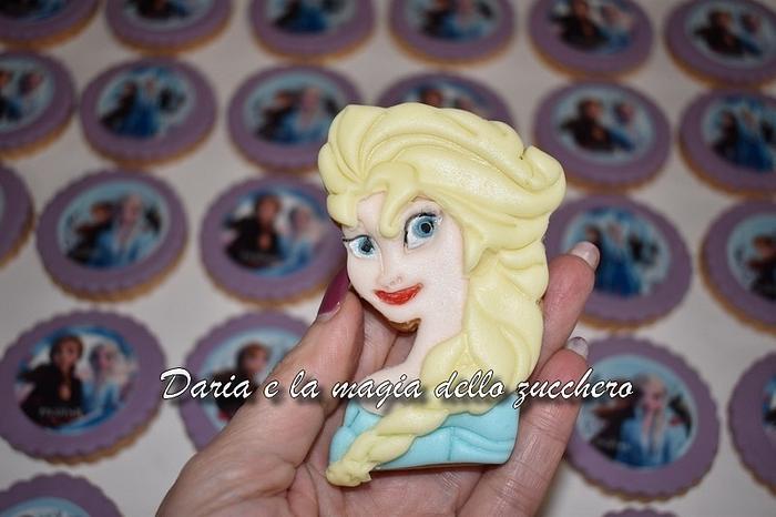 Elsa Frozen Disney cookie