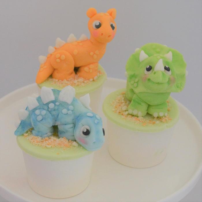 Baby Dinosaur Cupcakes