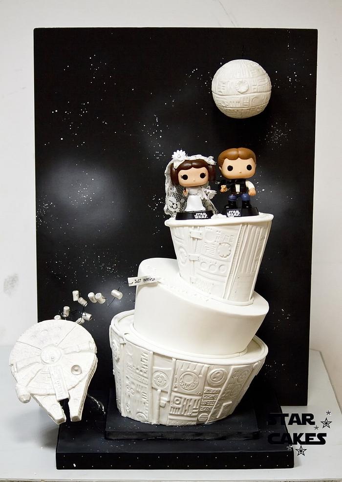 Wedding Cake Wednesday: A Pair of Star-Crossed Lovers - Restoration Cake