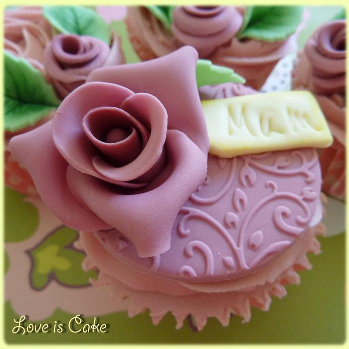 Pink Rose cupcakes