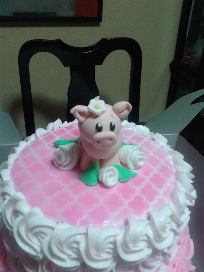 Pink piggy cake