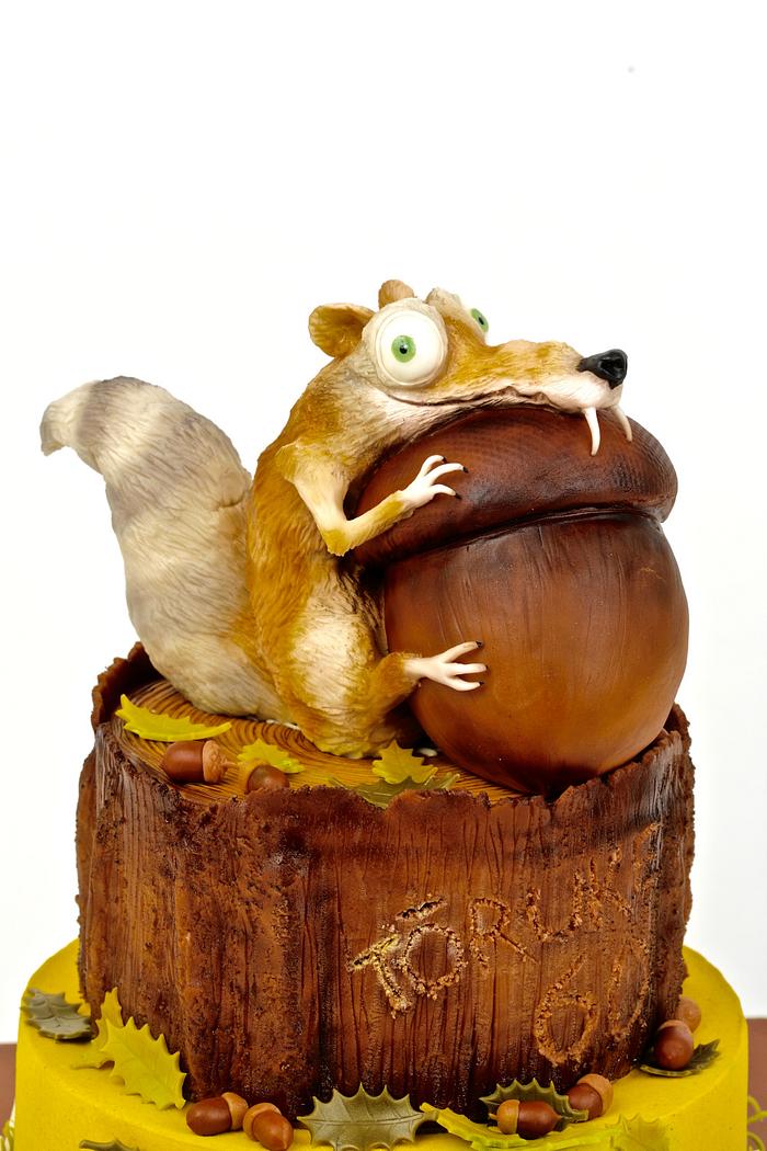 Scrat and acorn on the stump