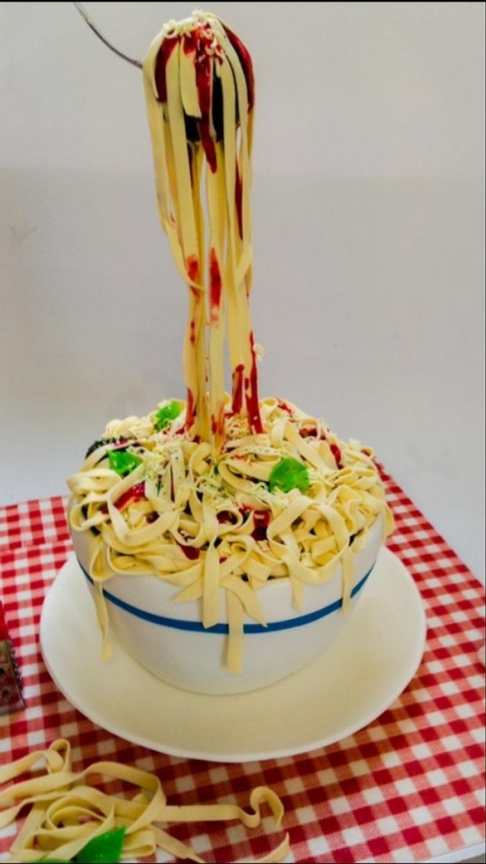Spaghetti and meatball cake