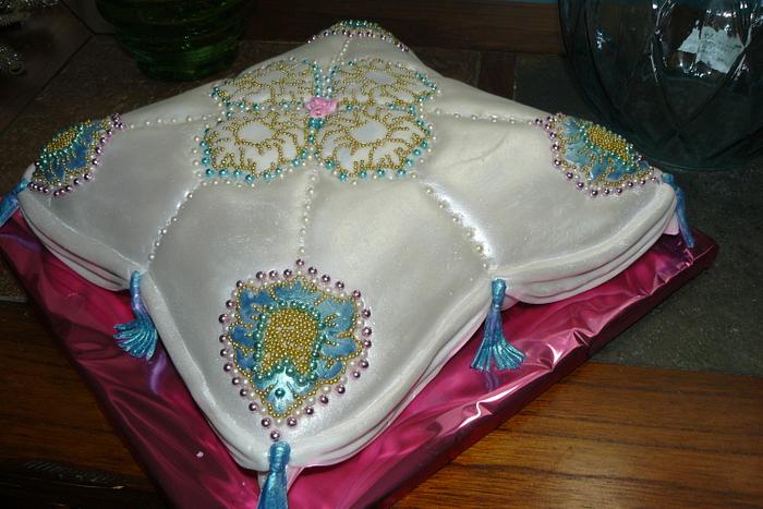 FIRST beaded pillow cake !