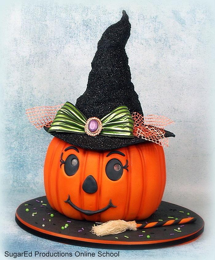 Broomelda The Pumpkin - Decorated Cake by Sharon Zambito - CakesDecor