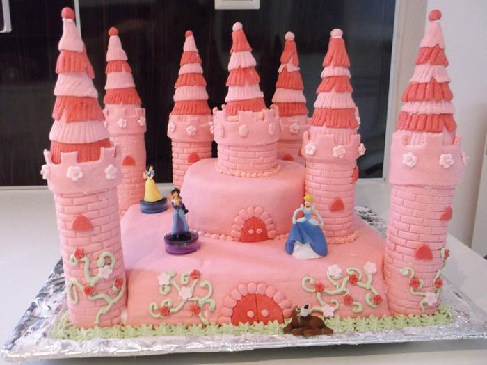 Princess castle cake!