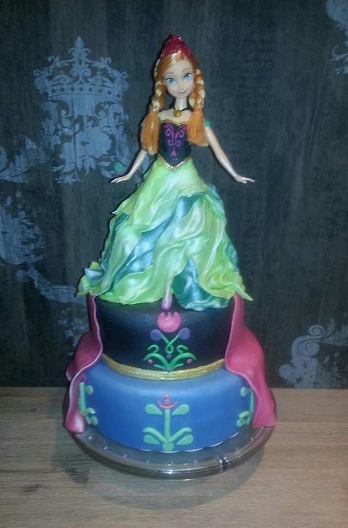 Frozen Anna cake