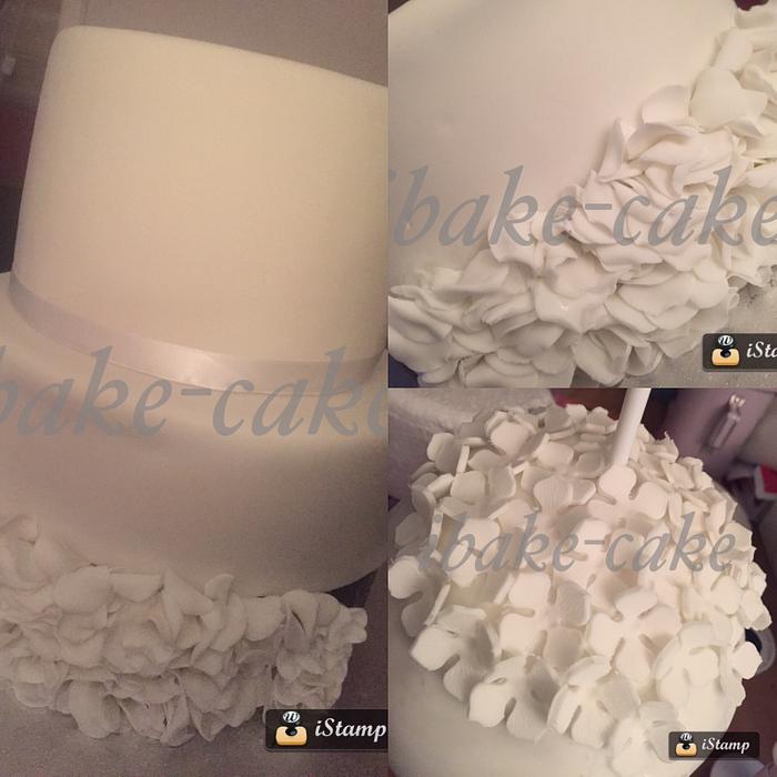 Elegant Ruffles & hydrangeas Wedding Cake