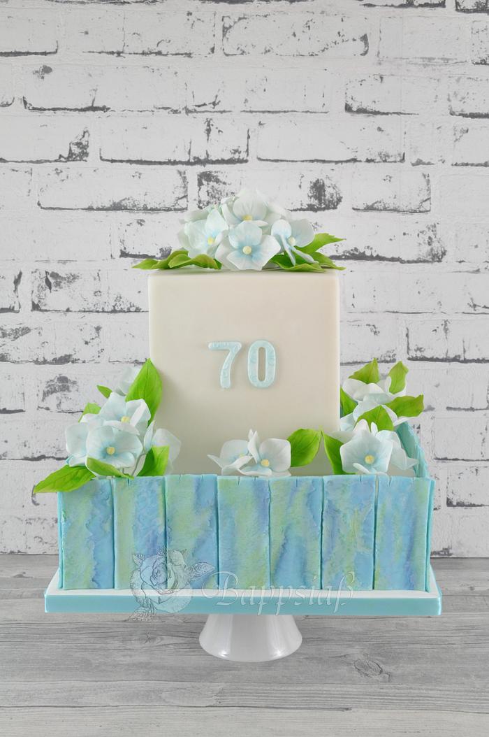 Hydrangea cake for birthday