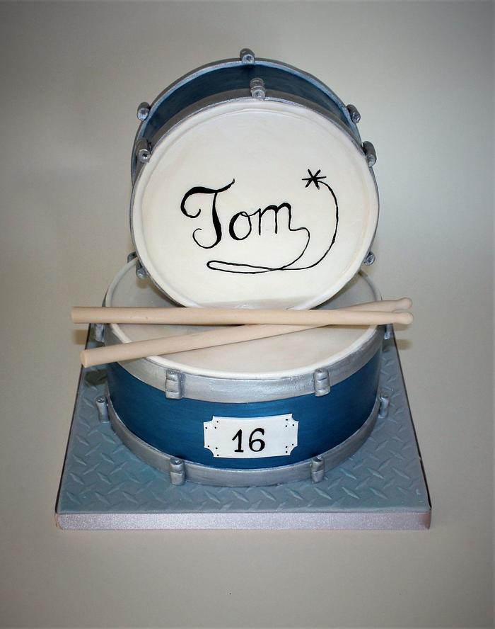 Drum kit birthday cake 
