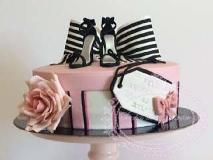 Little shoes cake
