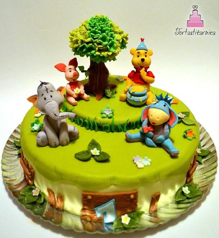 Winnie The Pooh cake