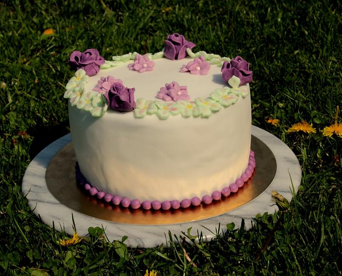 Lila spring cake
