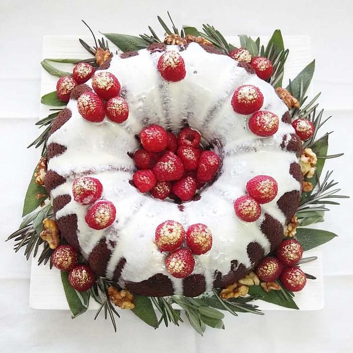 Christmas wreath bundt cake