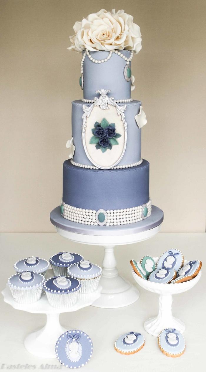 Shabby Chic blue wedding Cake