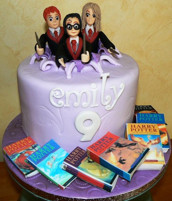 Emily's Harry Potter Surprise Cake