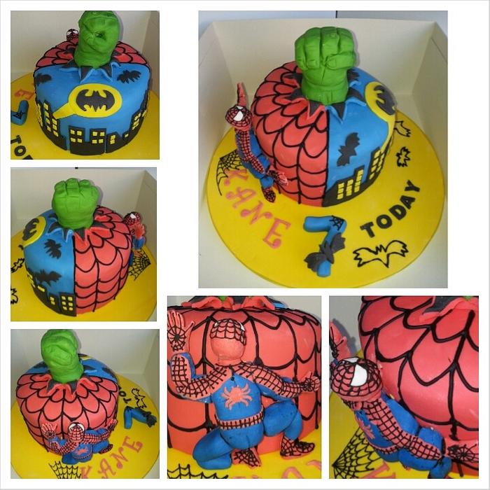 Superheros cake