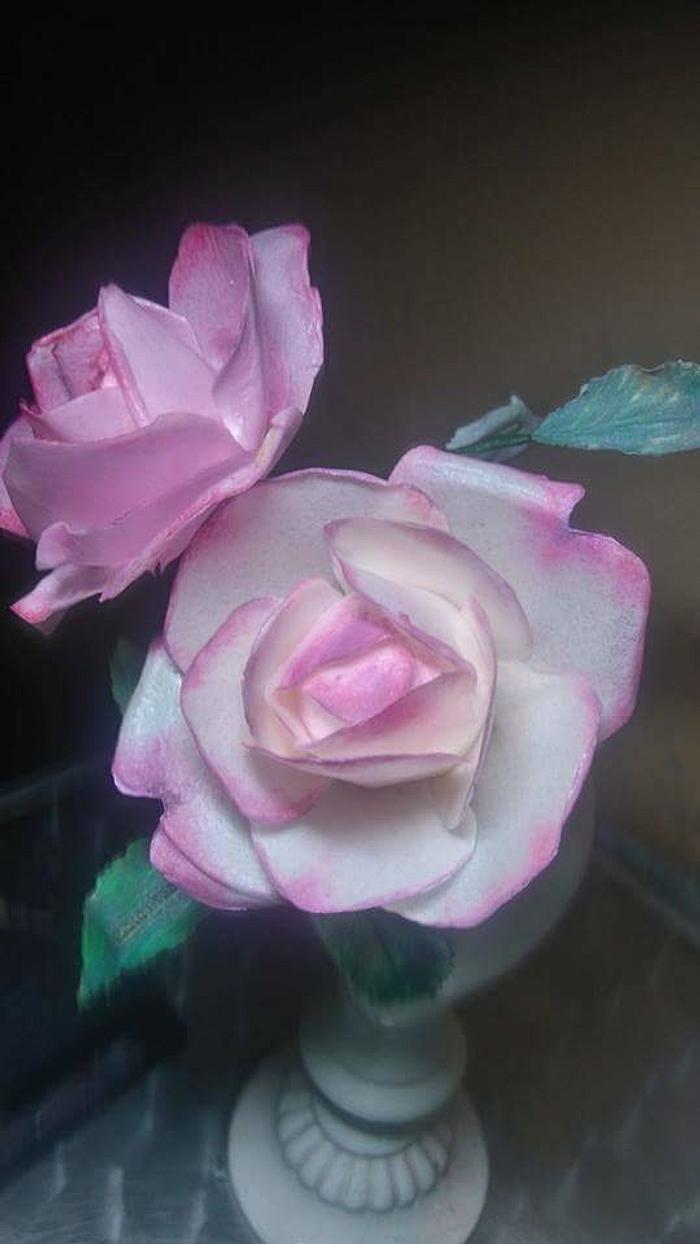 Wafer paper roses 